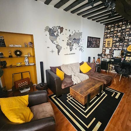 "Studio Cinema" โอแซร์ ภายนอก รูปภาพ