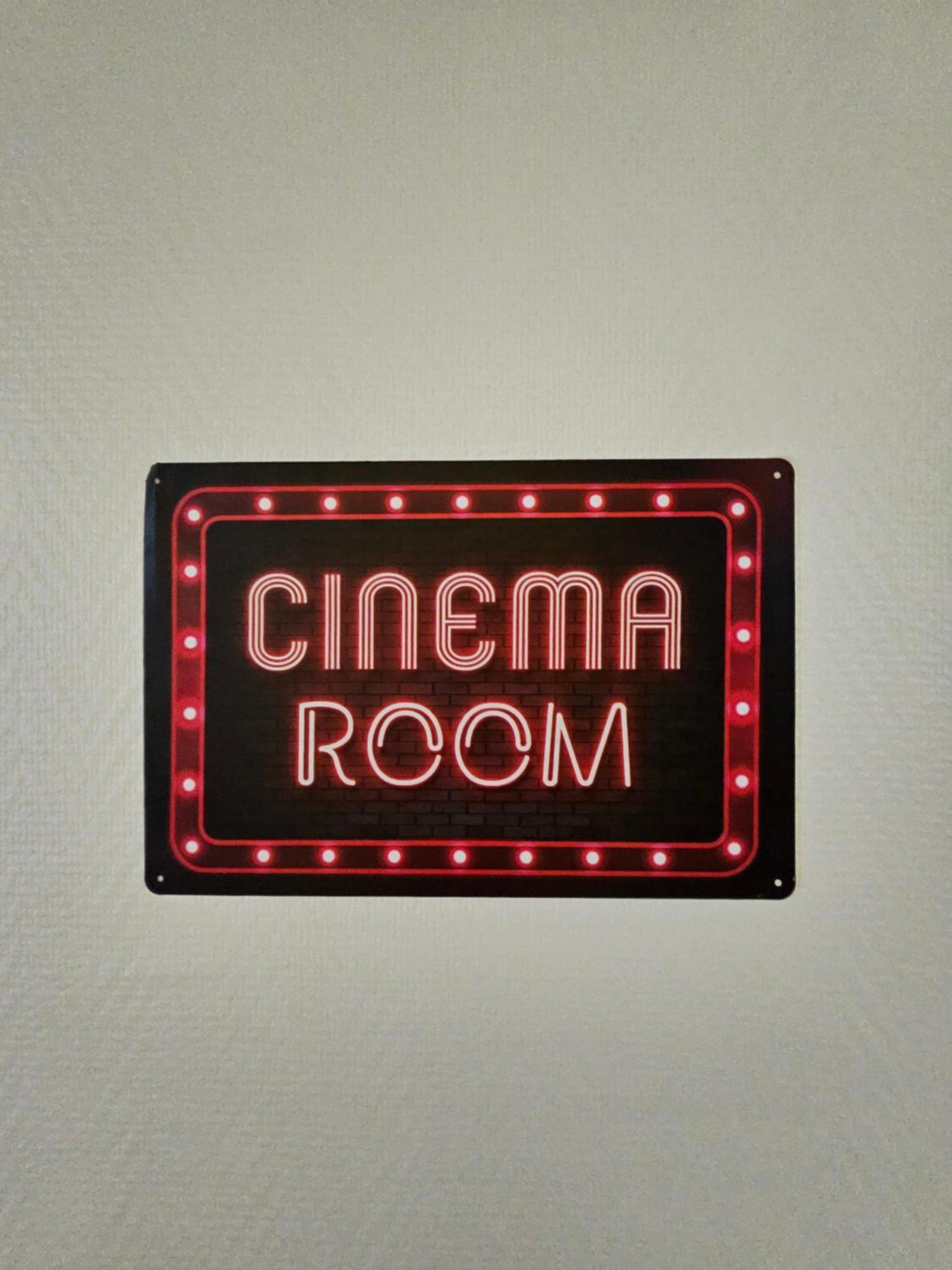 "Studio Cinema" โอแซร์ ภายนอก รูปภาพ